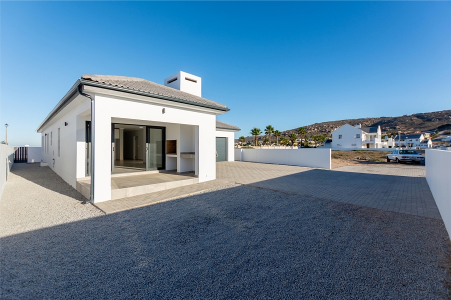 3 Bedroom Property for Sale in Sandy Point Western Cape